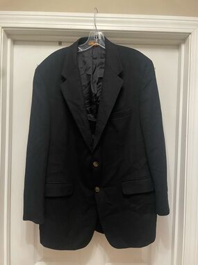 Lord & Taylor Men's Black Two-Button Blazer 100% cashmere 42R